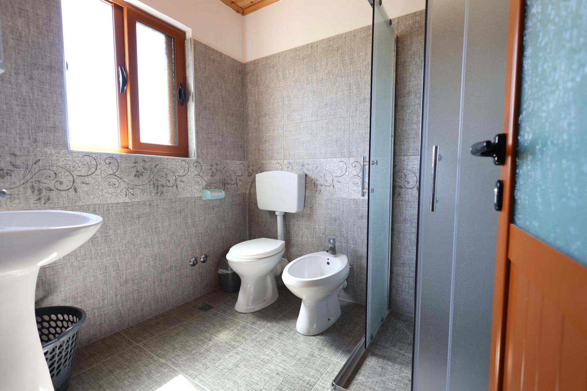Samuela Cozy Retreat Βίλα Μπεράτ Εξωτερικό φωτογραφία