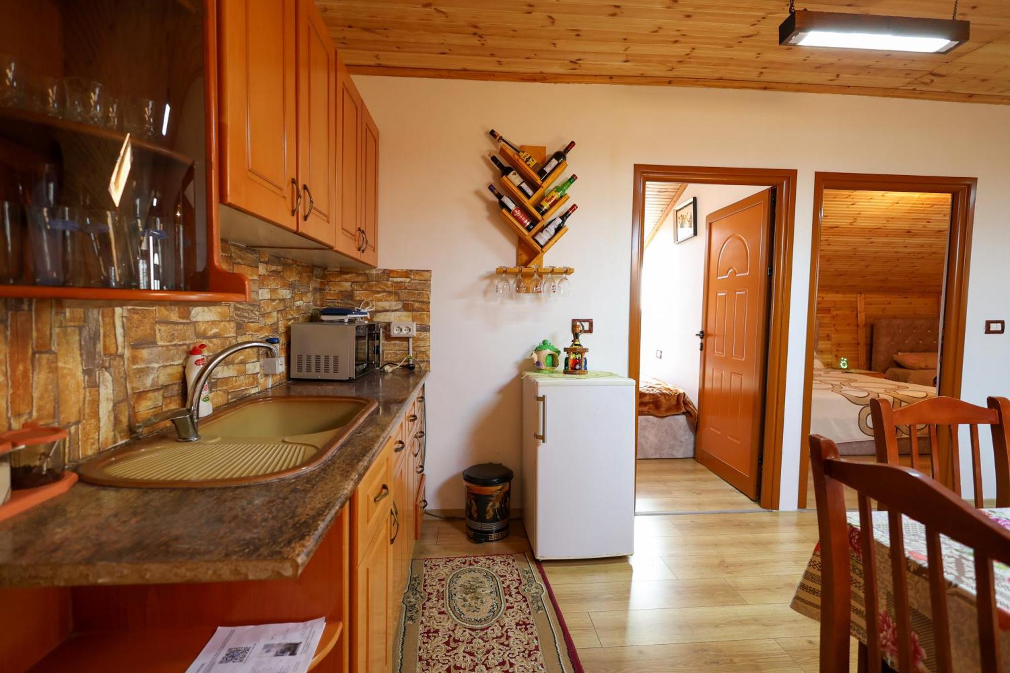 Samuela Cozy Retreat Βίλα Μπεράτ Εξωτερικό φωτογραφία